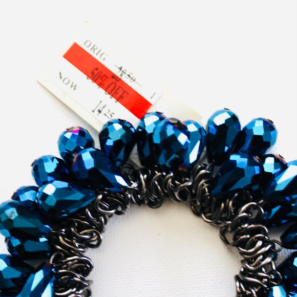 Jewelry Set by M Haskell - Picture 3 of 9